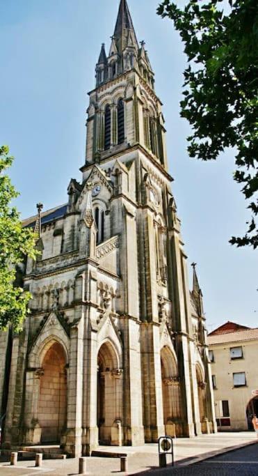 T2 Les Arcades Valence (Tarn-et-Garonne) Exterior foto